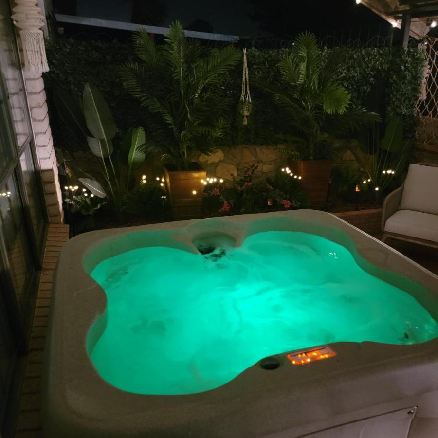 Desert Oasis With Hot Tub! Las Cruces Kültér fotó